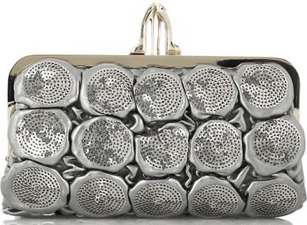 bolso plata Christian-Louboutin-Carillon-Quilted-Clutch